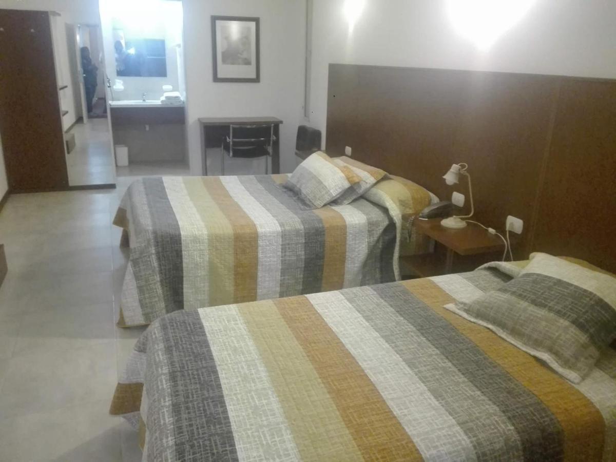 Hotel Americano Pergamino Bagian luar foto