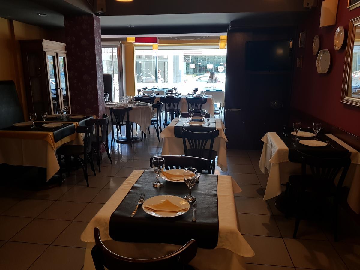 Hotel Americano Pergamino Bagian luar foto