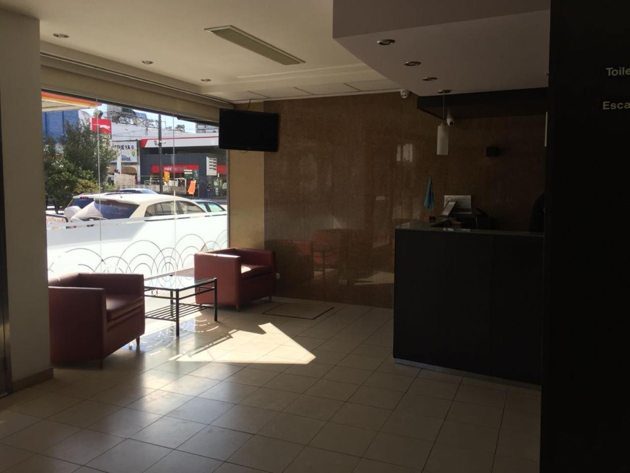Hotel Americano Pergamino Bagian luar foto