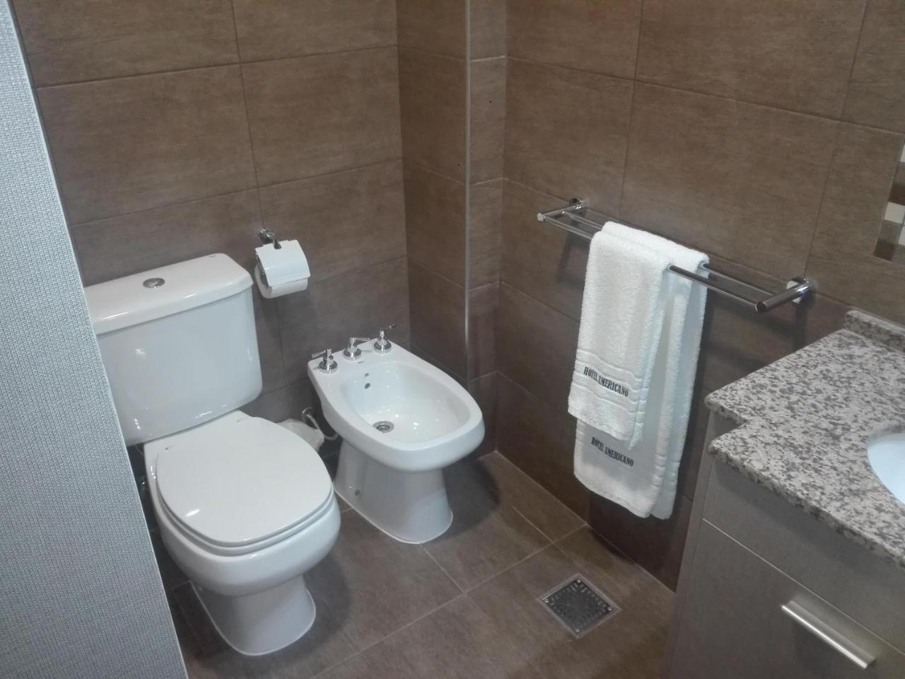 Hotel Americano Pergamino Bagian luar foto